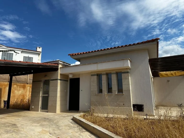 3 Bedroom House for Sale in Argaka, Paphos District