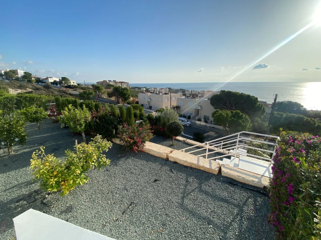 5 Bedroom House for Rent in Peyia, Paphos District