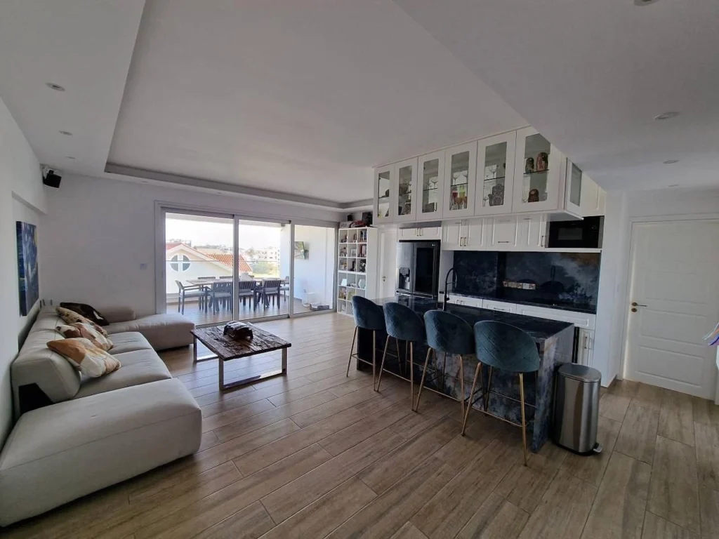 3 Bedroom Apartment for Sale in Limassol – Zakaki