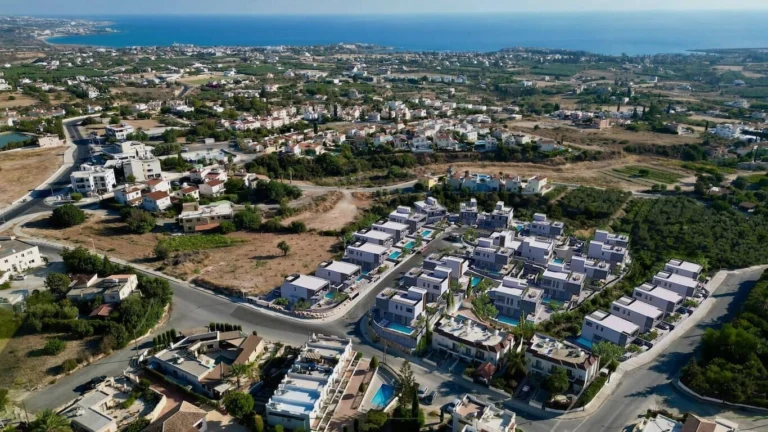 3 Bedroom House for Sale in Pegeia, Paphos District