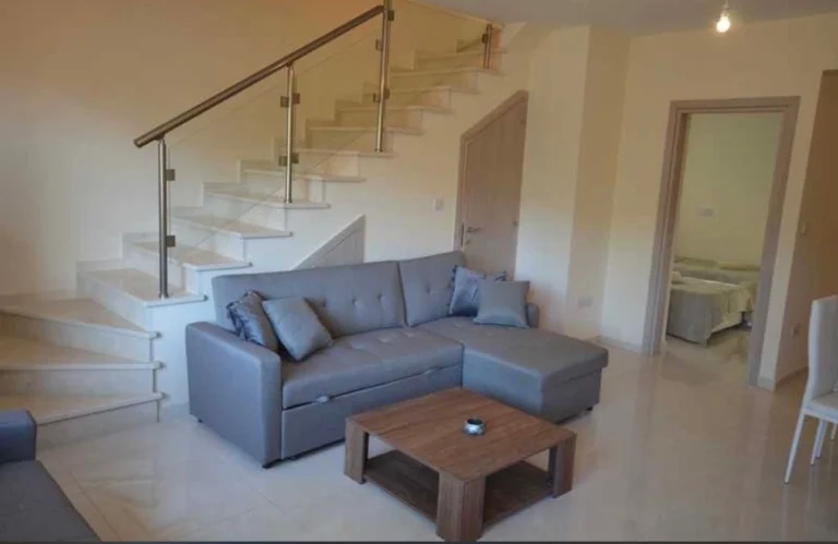 3 Bedroom House for Sale in Tombs Of the Kings, Paphos District
