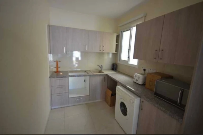 3 Bedroom House for Sale in Tombs Of the Kings, Paphos District