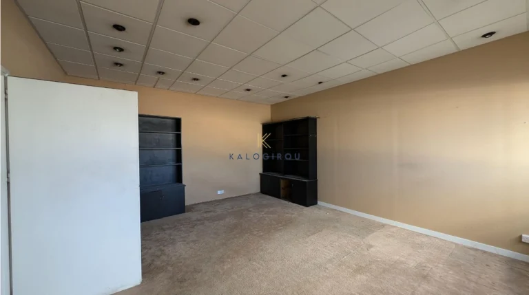 1392m² Commercial for Sale in Nicosia – Kaimakli