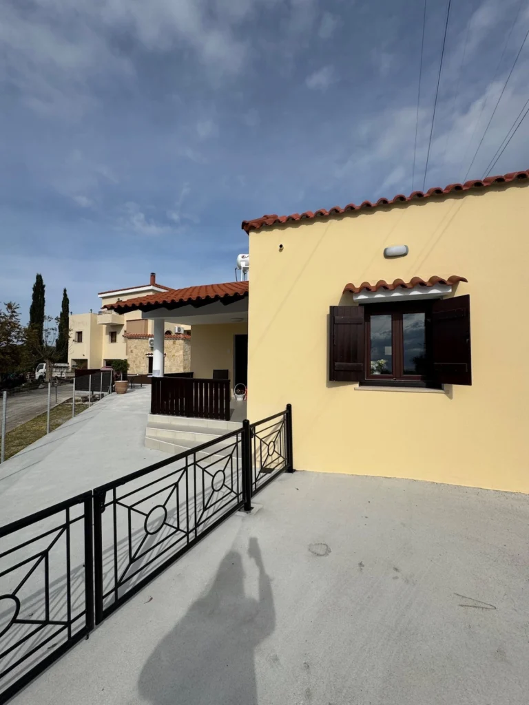 2 Bedroom House for Sale in Acheleia, Paphos District