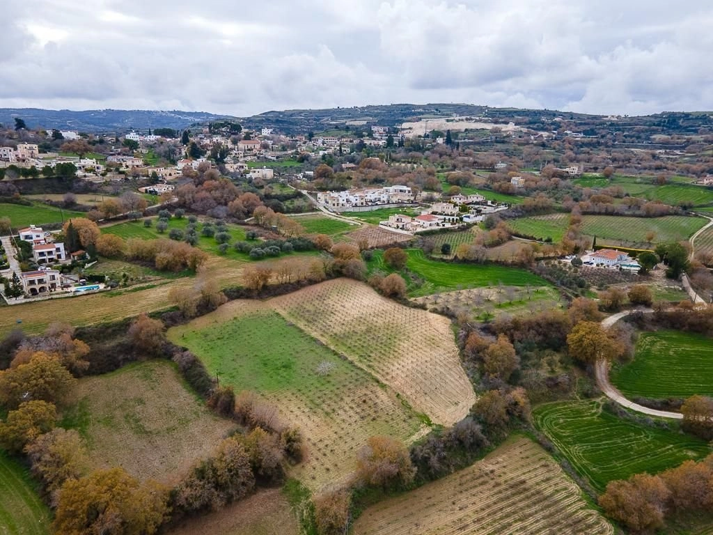 5,184m² Plot for Sale in Paphos District