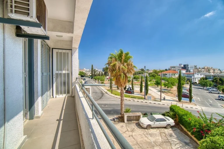 Cheap Apartments for Sale Paphos up to 400000 euro