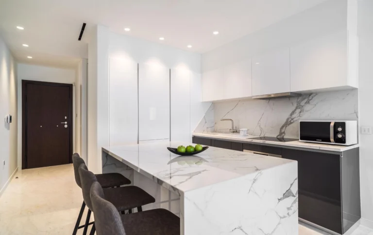 4 Bedroom Apartment for Sale in Pyrgos Lemesou Tourist Area, Limassol District