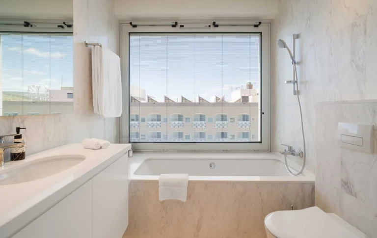 4 Bedroom Apartment for Sale in Pyrgos Lemesou Tourist Area, Limassol District