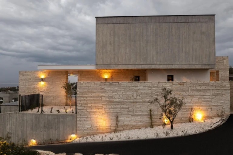 294m² House for Sale in Sea Caves, Paphos District