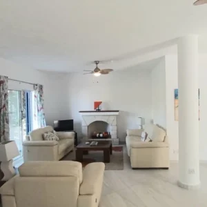 3 Bedroom House for Sale in Paphos – Moutallos