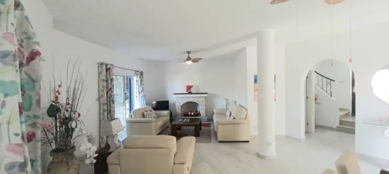 Cheap Houses and Villas for Sale Paphos up to 500000 euro