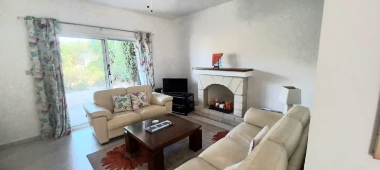 Cheap Houses and Villas for Sale Paphos up to 500000 euro