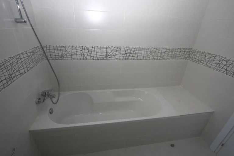 5 Bedroom House for Sale in Paphos – Anavargos