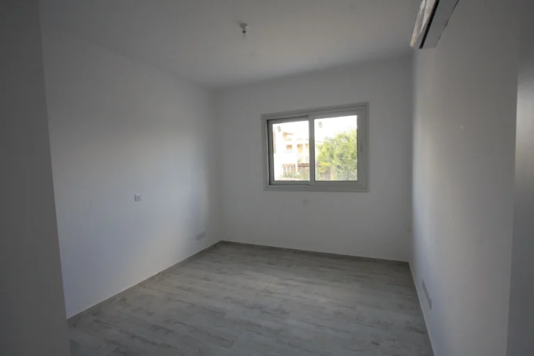 5 Bedroom House for Sale in Paphos – Anavargos