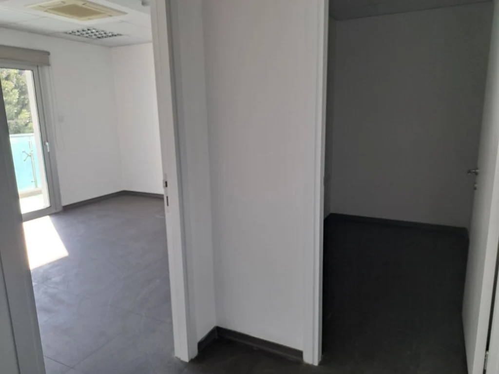 1967m² Building for Rent in Limassol – Katholiki
