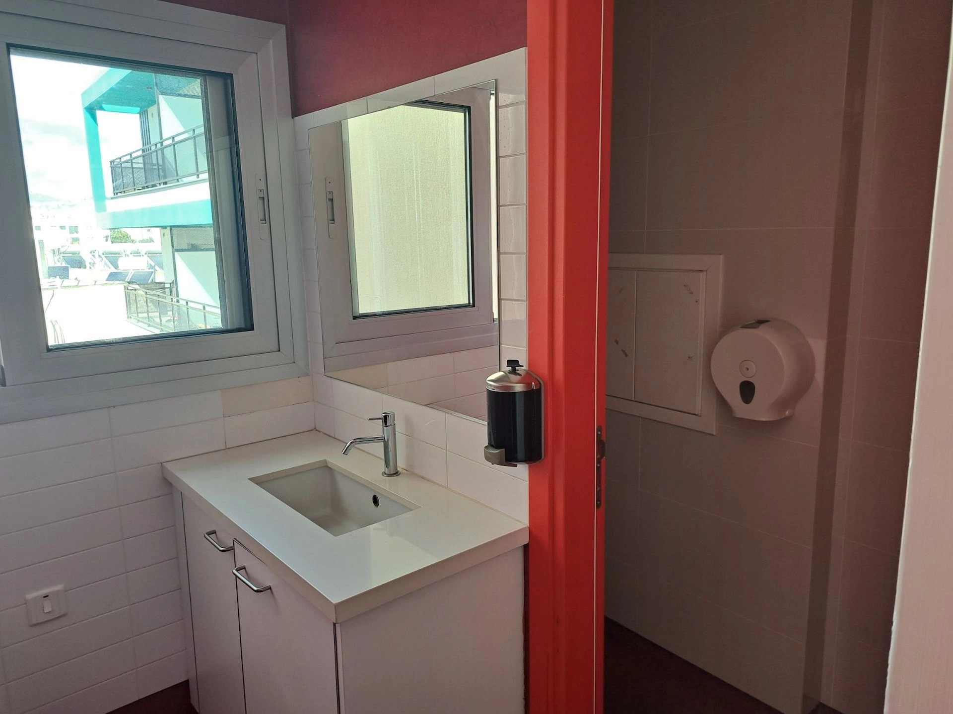 1967m² Building for Rent in Limassol – Katholiki