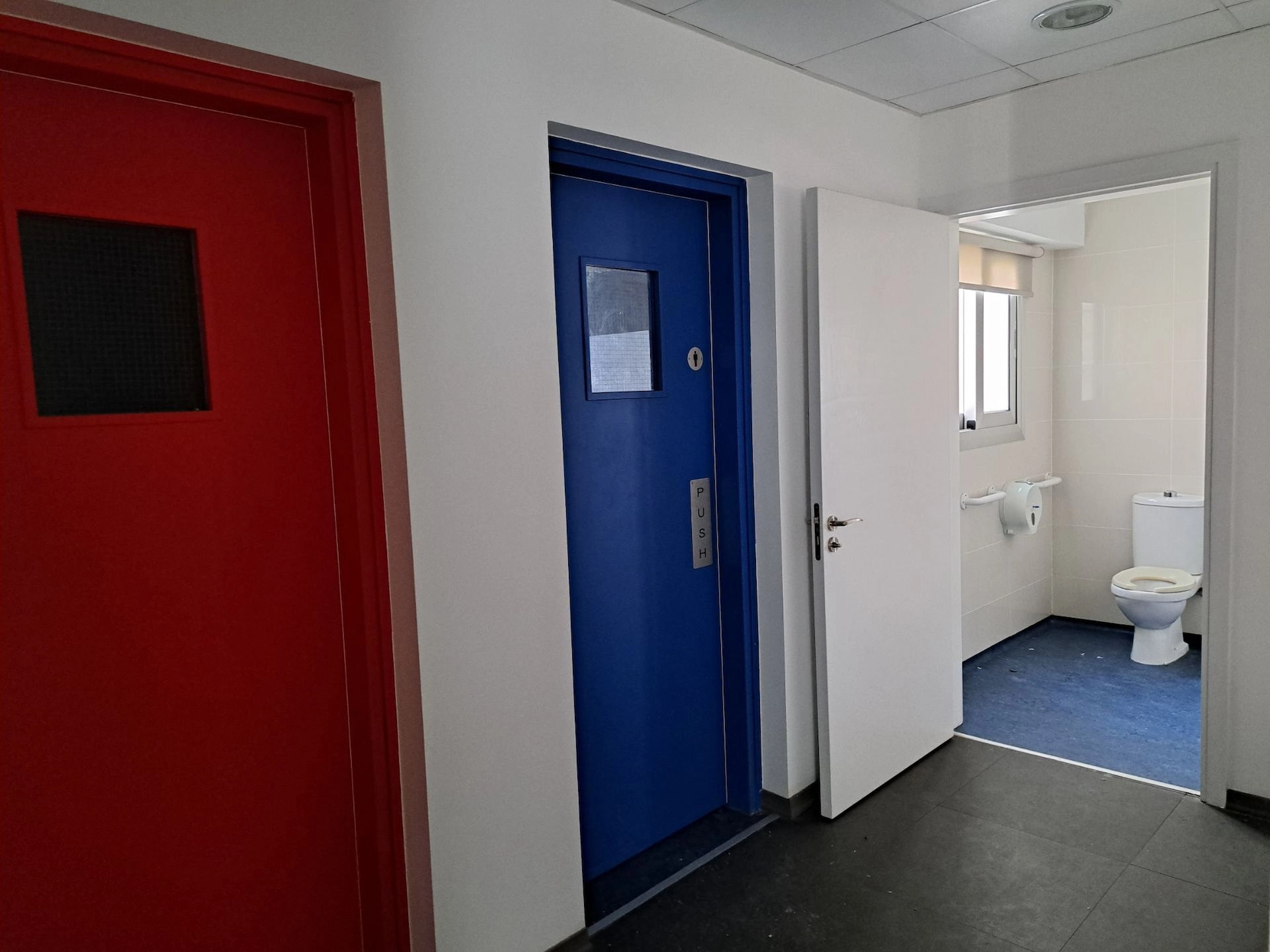 1967m² Building for Rent in Limassol – Katholiki