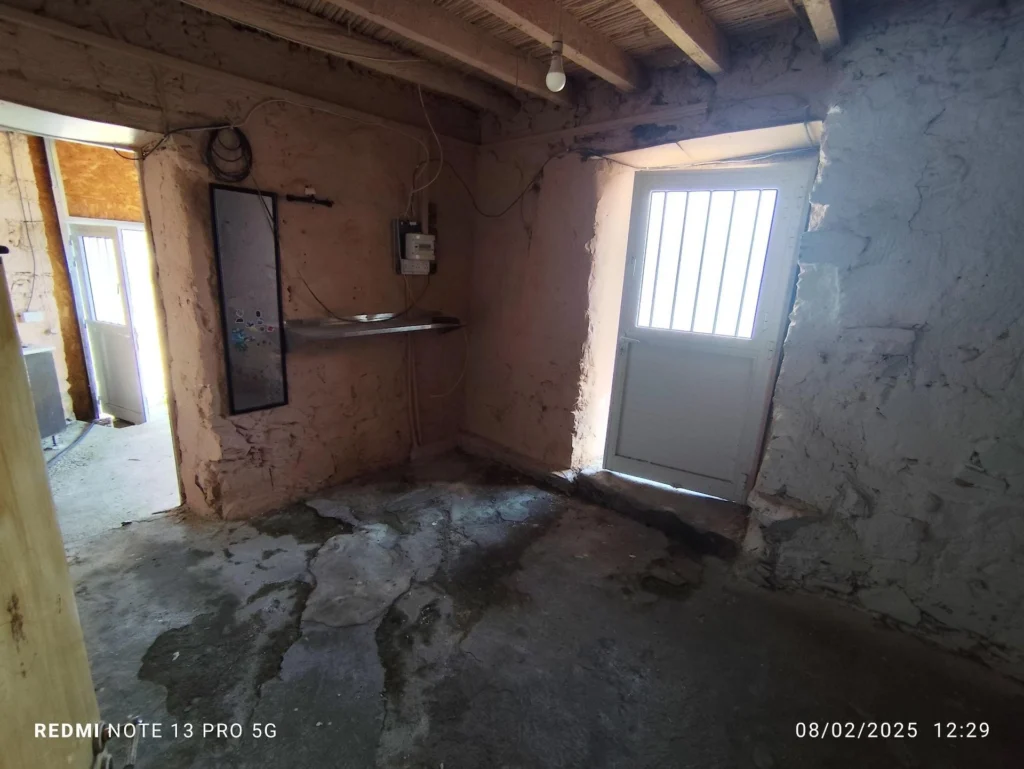 2 Bedroom House for Sale in Dierona, Limassol District