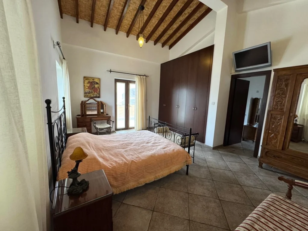 4 Bedroom House for Rent in Agios Tychonas, Limassol District