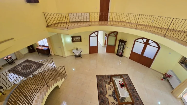 500m² House for Sale in Asgata, Limassol District