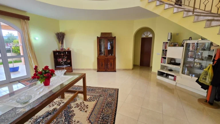 Cheap Houses and Villas for Sale Limassol up to 900000 euro