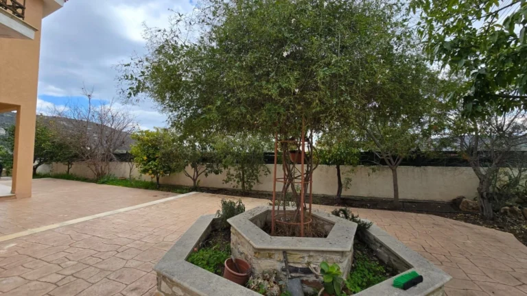 500m² House for Sale in Asgata, Limassol District