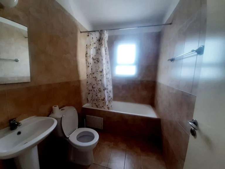 3 Bedroom Apartment for Sale in Chlorakas, Paphos District