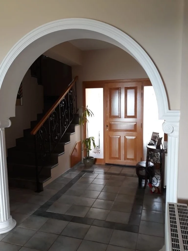5 Bedroom House for Rent in Armou, Paphos District