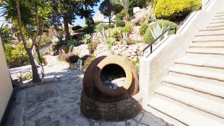 Cheap Houses and Villas for Sale Paphos up to 700000 euro