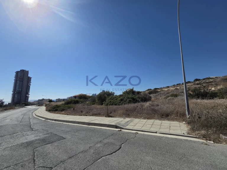 1,132m² Plot for Sale in Agios Tychonas, Limassol District