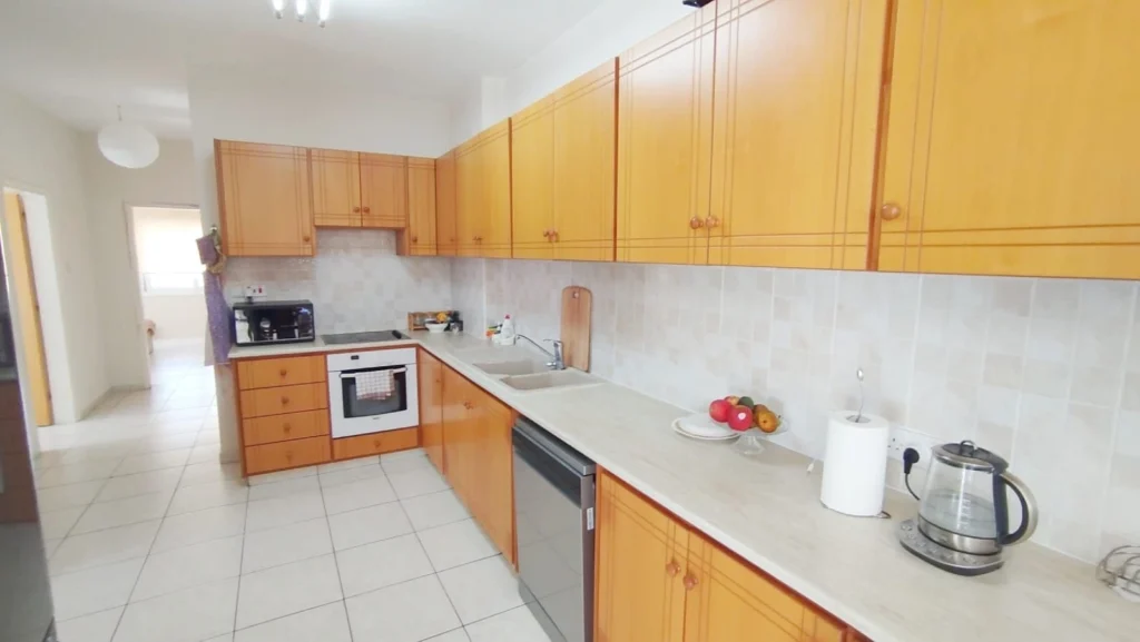 3 Bedroom Apartment for Sale in Tombs Of the Kings, Paphos District