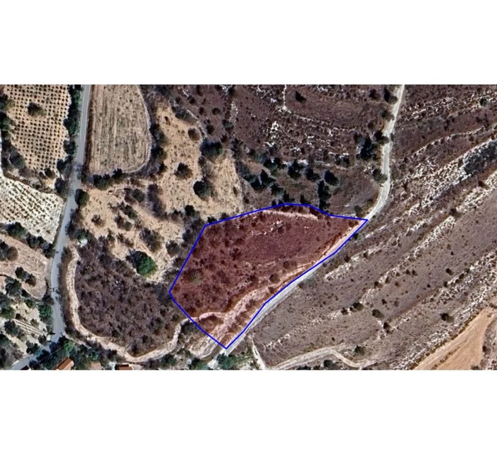 2,174m² Plot for Sale in Milia Pafou, Paphos District