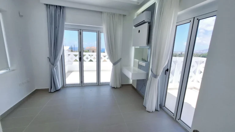 2 Bedroom House for Rent in Kissonerga, Paphos District