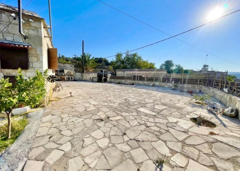 3 Bedroom House for Sale in Choulou, Paphos District