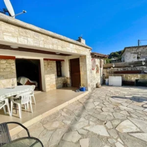 3 Bedroom House for Sale in Choulou, Paphos District