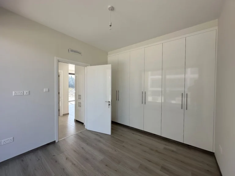 1 Bedroom Apartment for Sale in Paphos – Universal