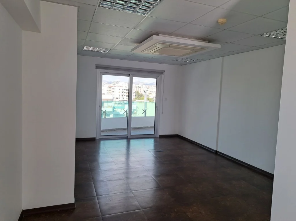 1584m² Office for Rent in Ypsonas, Limassol District
