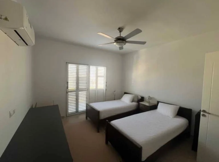 2 Bedroom House for Sale in Chlorakas, Paphos District