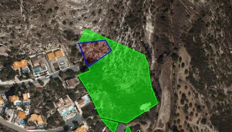1,403m² Plot for Sale in Tala, Paphos District