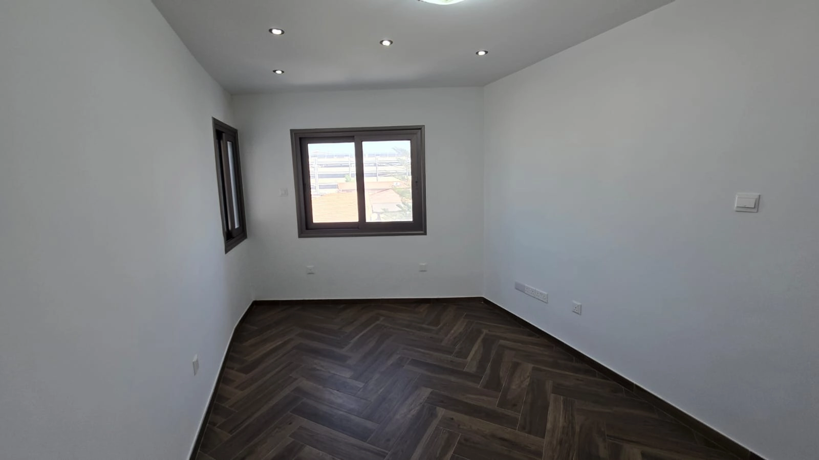 171m² Office for Rent in Limassol District