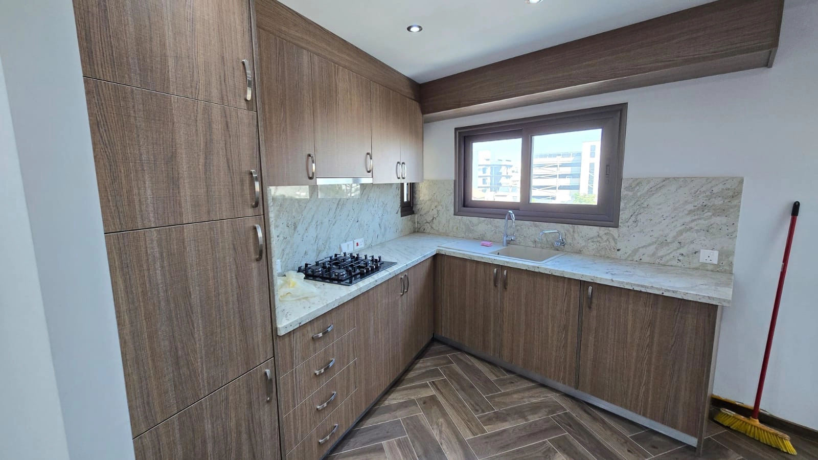 171m² Office for Rent in Limassol District