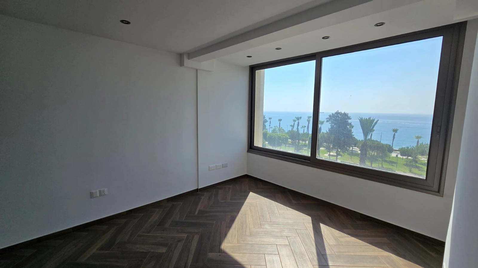 171m² Office for Rent in Limassol District