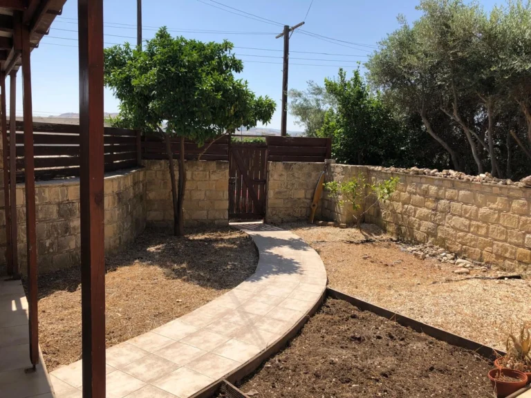 Cheap Houses and Villas for Sale Paphos up to 200000 euro