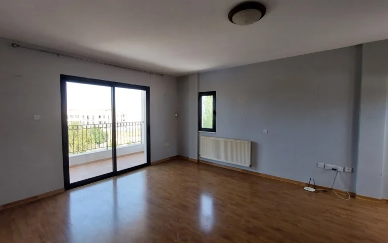 5 Bedroom House for Sale in Geroskipou, Paphos District