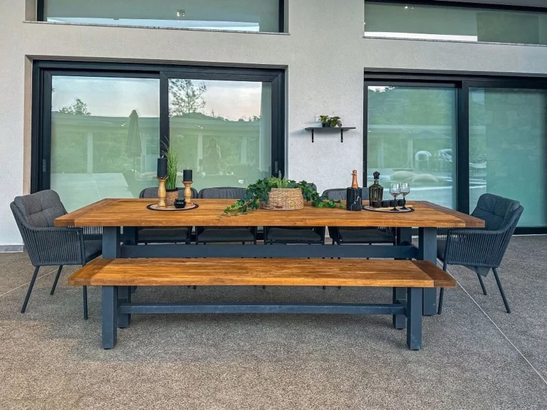 4 Bedroom House for Sale in Louvaras, Limassol District