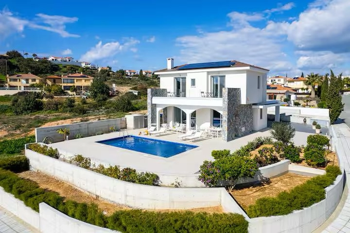 2 Bedroom House for Sale in Pissouri, Limassol District