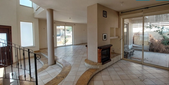 4 Bedroom House for Sale in Limassol – Agios Athanasios