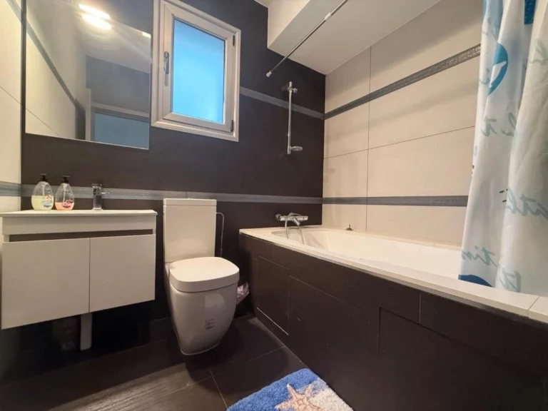 5 Bedroom House for Sale in Argaka, Paphos District