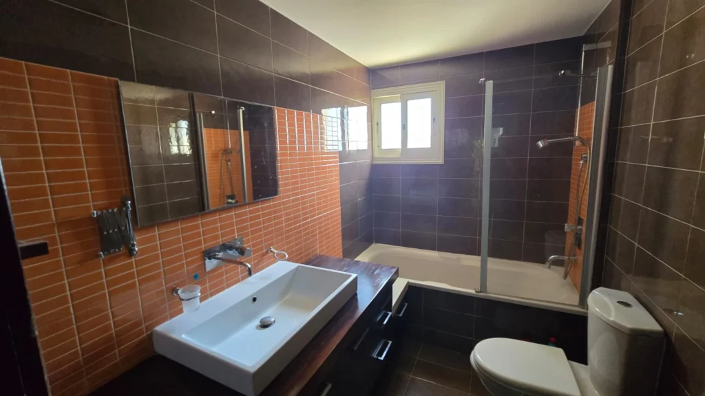 2 Bedroom Apartment for Rent in Potamos Germasogeias, Limassol District