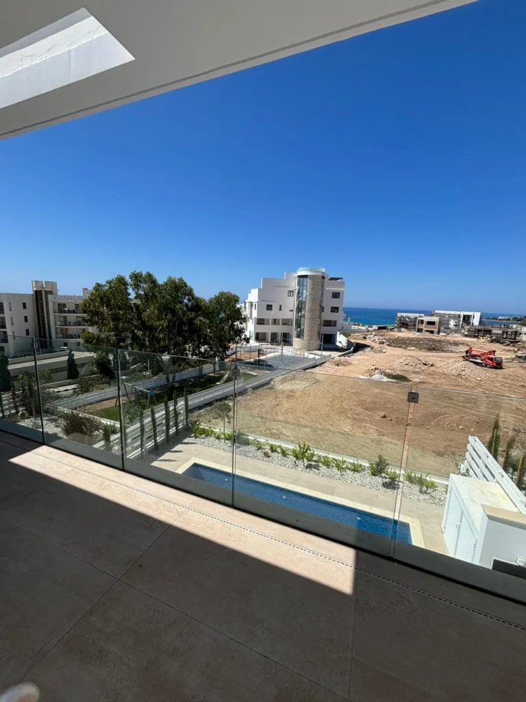 3 Bedroom House for Sale in Tombs Of the Kings, Paphos District